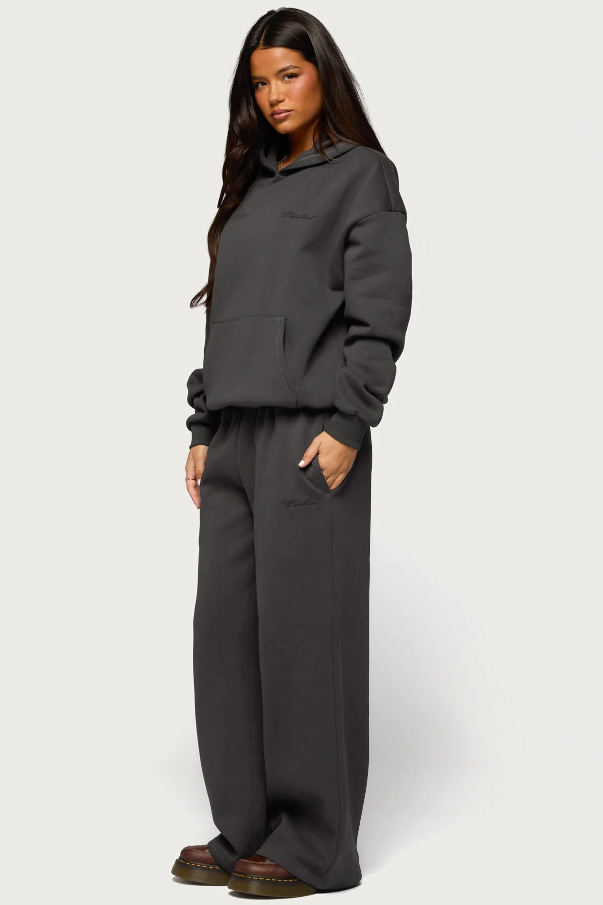 Basic Girl Oversized Edikted Hoodie - Image 5